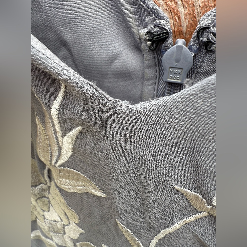 Anthropologie BHLDN Sadia Gray Floral Embroidered Bridesmaid Dress Size 4 - Picture 3 of 8
